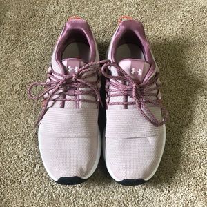 Under Armour Sneakers